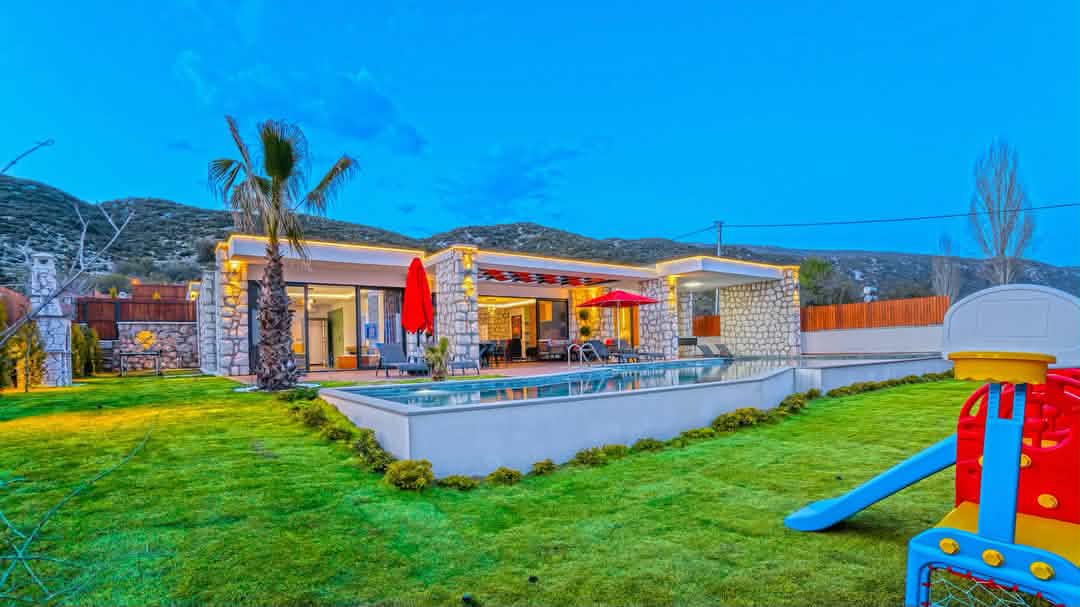 Club Begonvil villa interior and exterior view 11