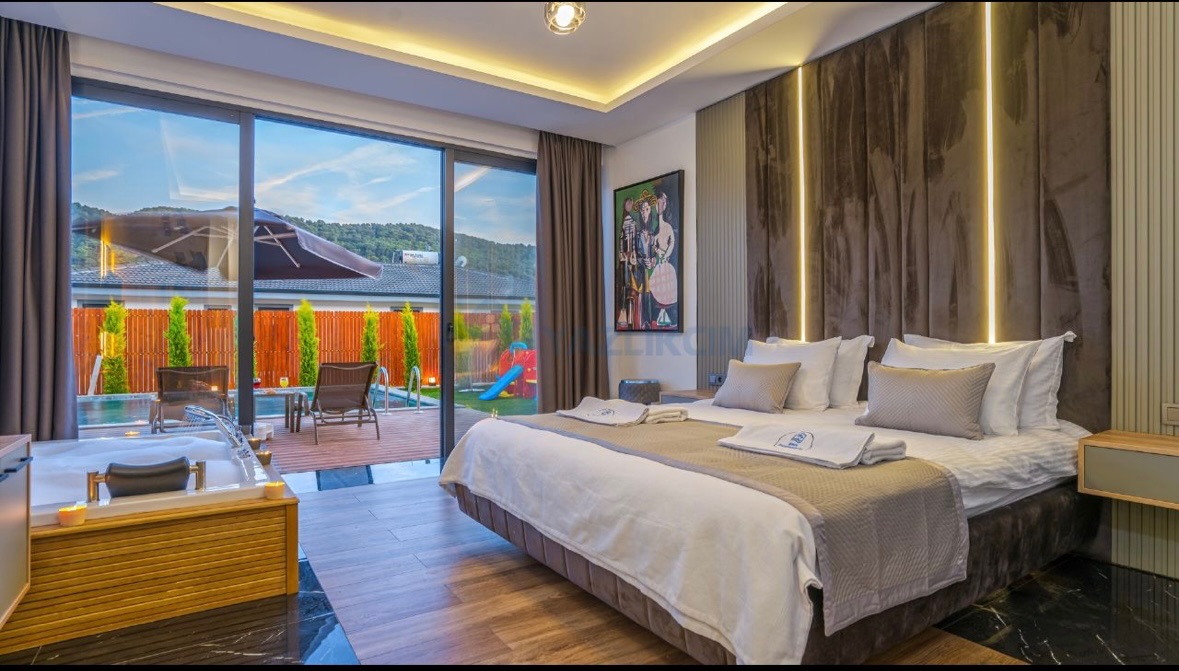 Club Begonvil villa interior and exterior view 1